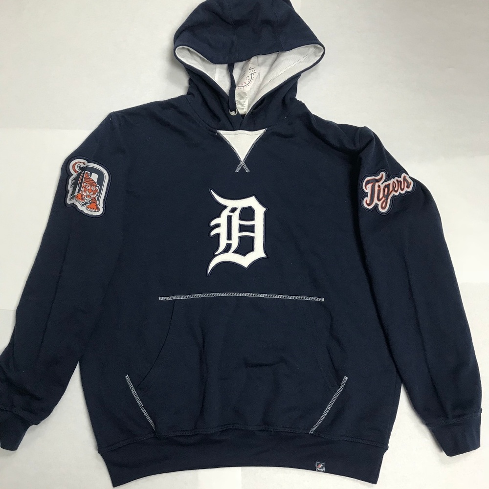 Detroit Tigers Sweatshirt with Stitched logo